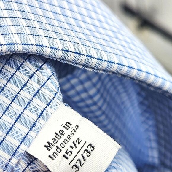 Calvin Klein Slim Fit Performance Non-Iron Men Shirt Size 15.5, 32/33 Button Up - Picture 6 of 8